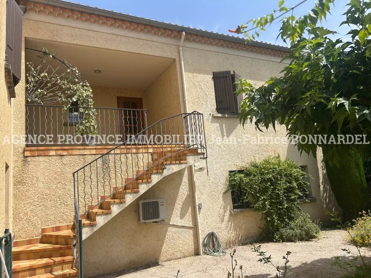 Maison à louer, 79m², Valréas