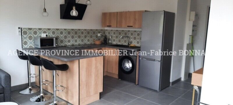Appartement à louer, 32m², Grignan