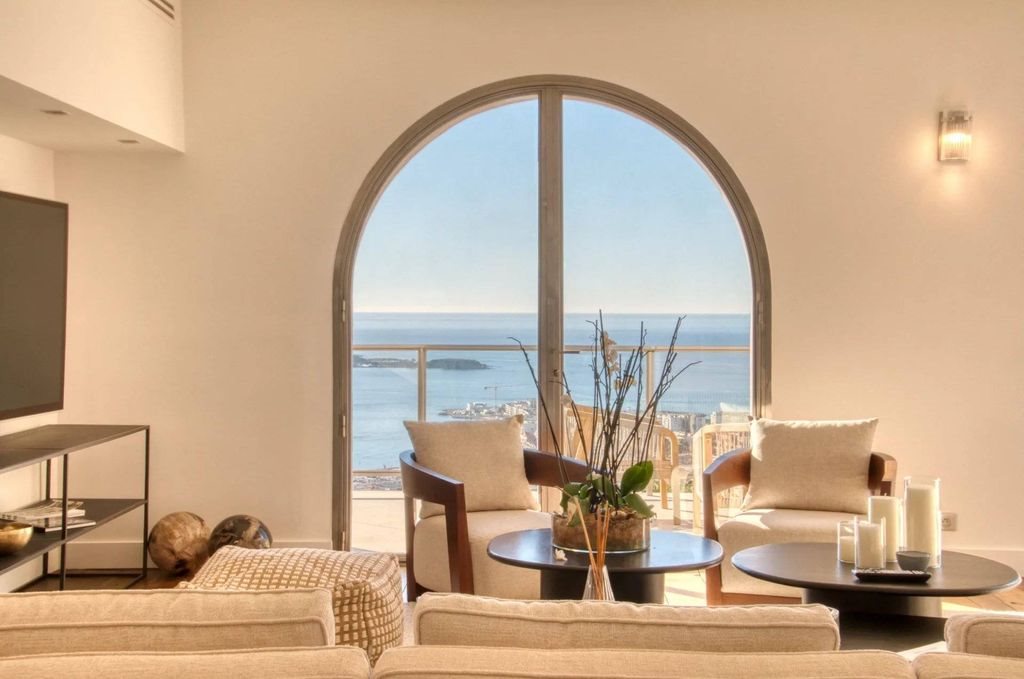 Maison à louer, 320m², Cannes