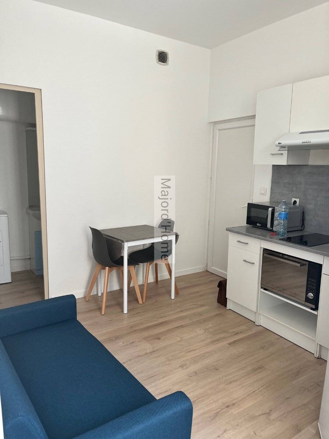 Appartement à louer, 25m², Nîmes