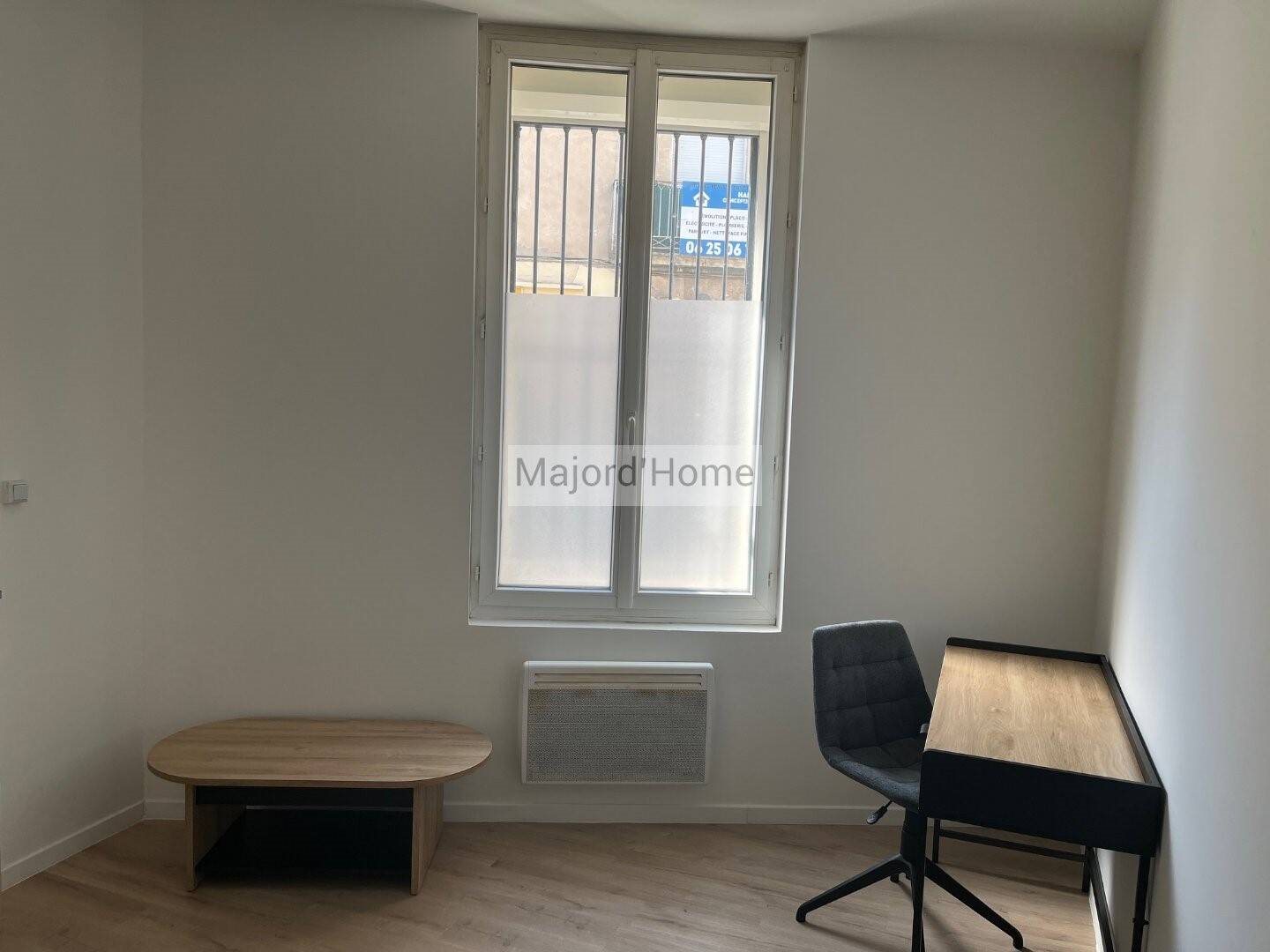 Appartement à louer, 25m², Nîmes