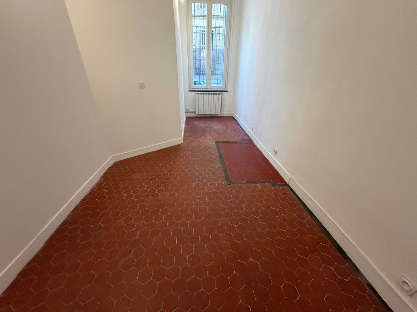Appartement à louer, 80m², Marseille 6ème