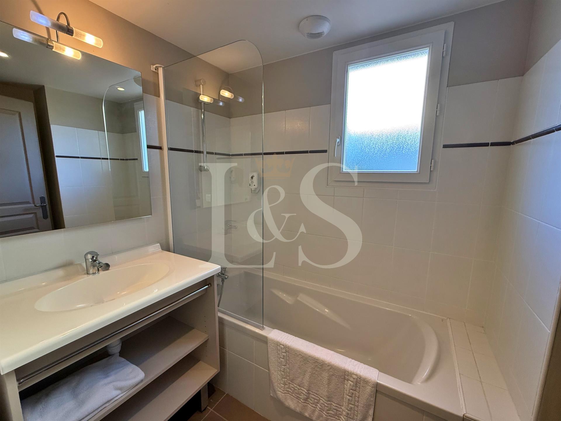 Appartement à vendre, 45m², Malaucène