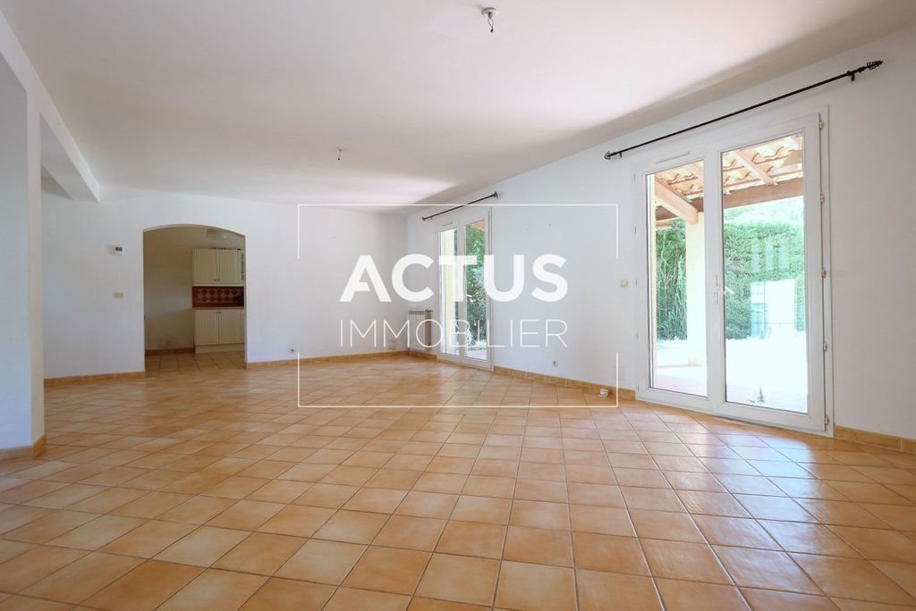 Maison à vendre, 148m², Eyguières