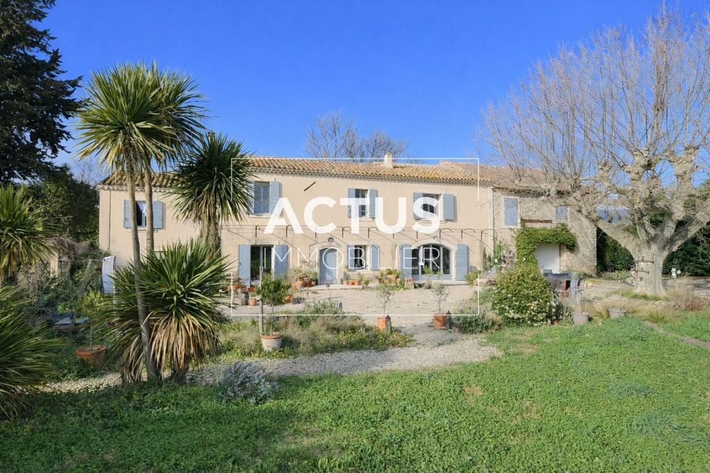 Maison à vendre, 220m², Sénas