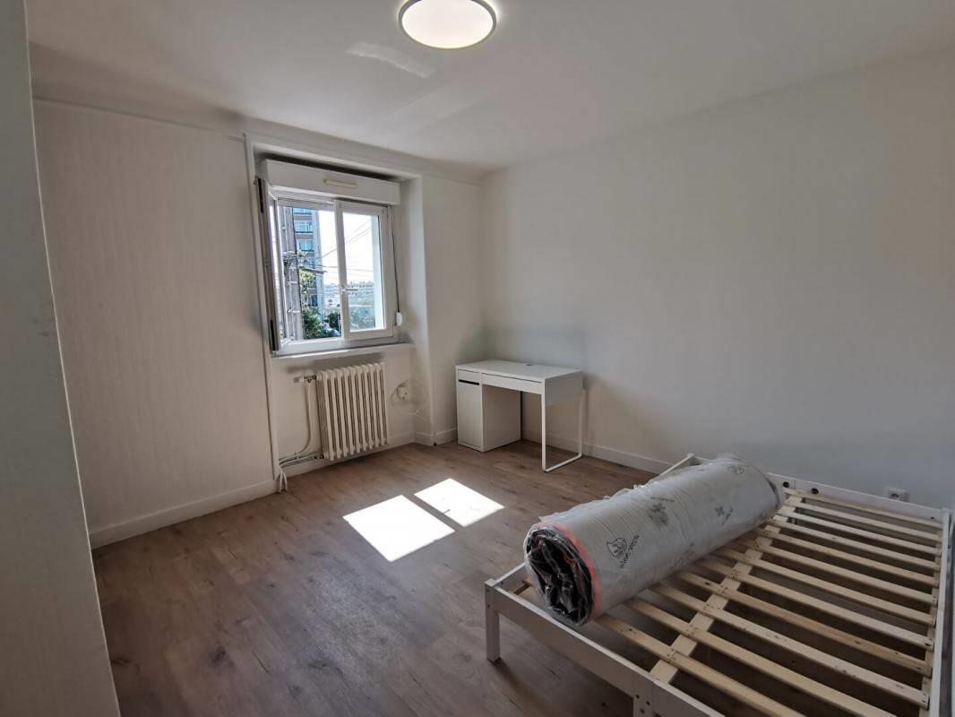 Appartement à louer, 79m², Brest