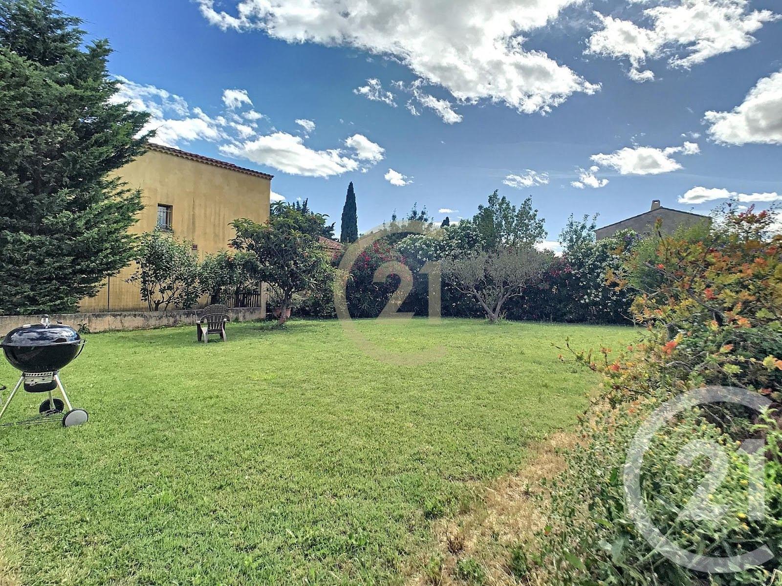 Maison à louer, 127m², Aramon