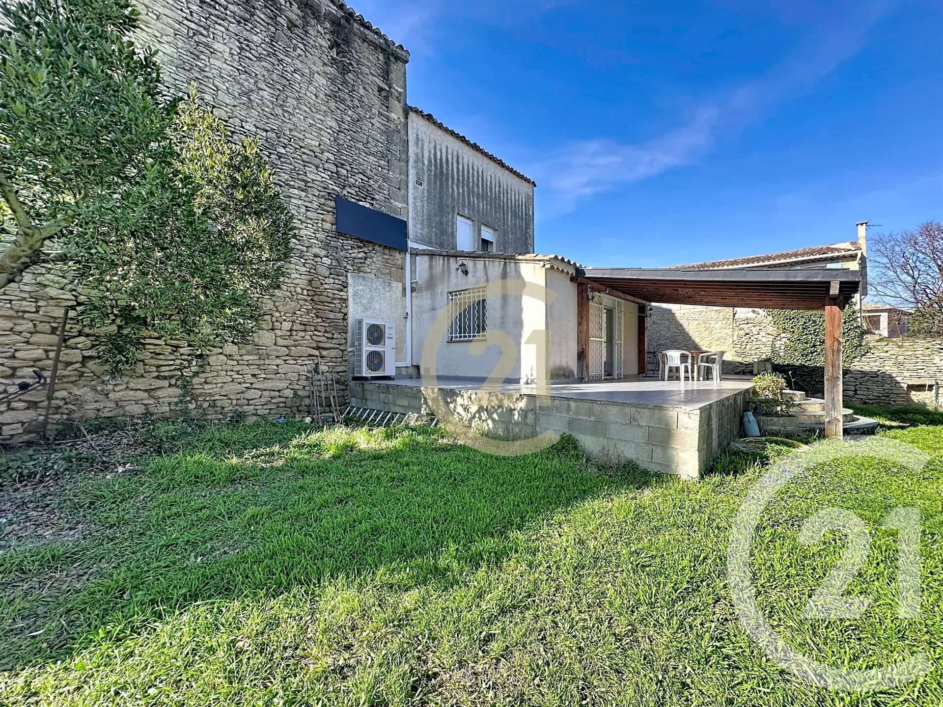 Maison à vendre, 98m², Sernhac