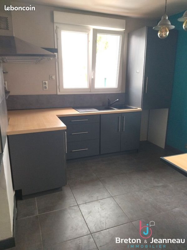 Maison à louer, 121m², Mayenne