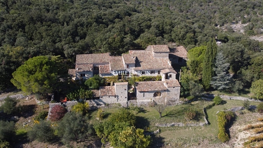 Charming property for sale with an exceptional view of the Cévennes