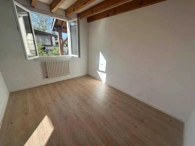 Maison à louer, 101m², Boé