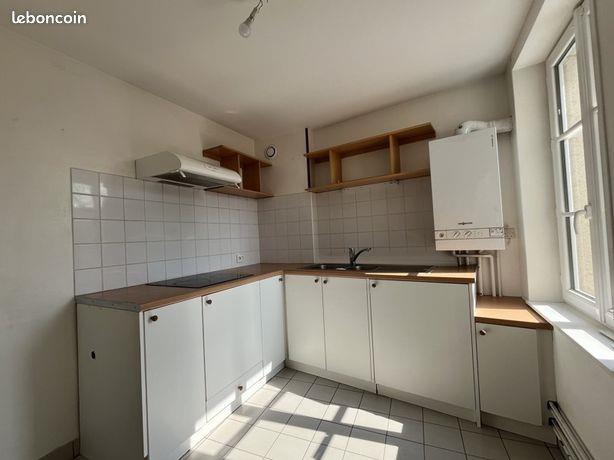 Appartement à louer, 56m², Marines