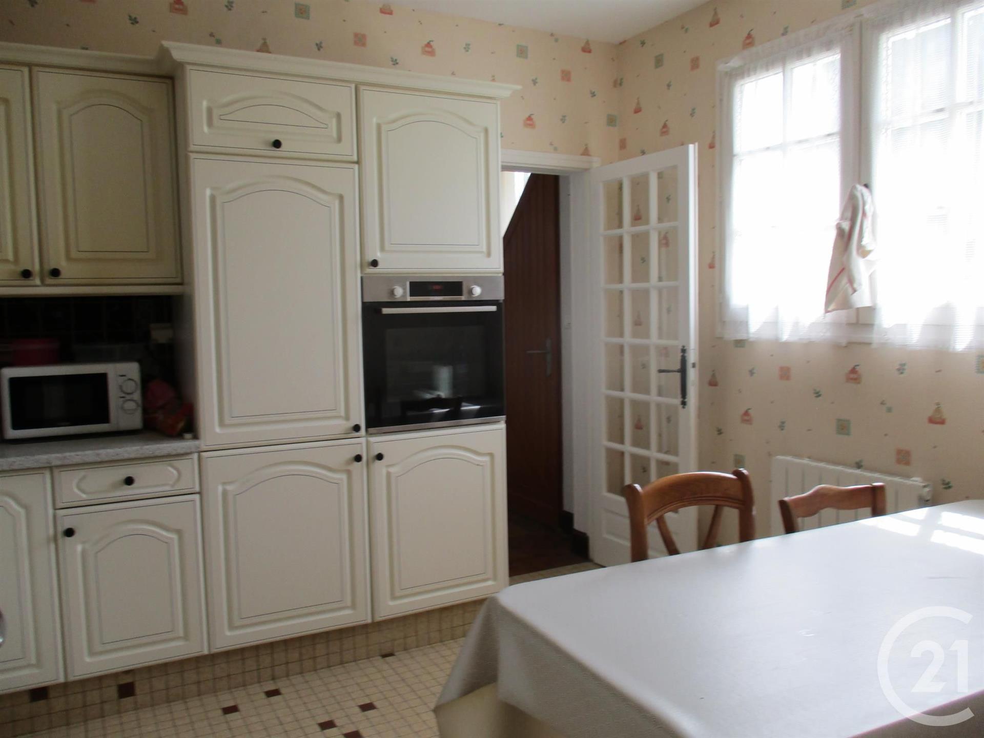 Maison à louer, 105m², Combourg
