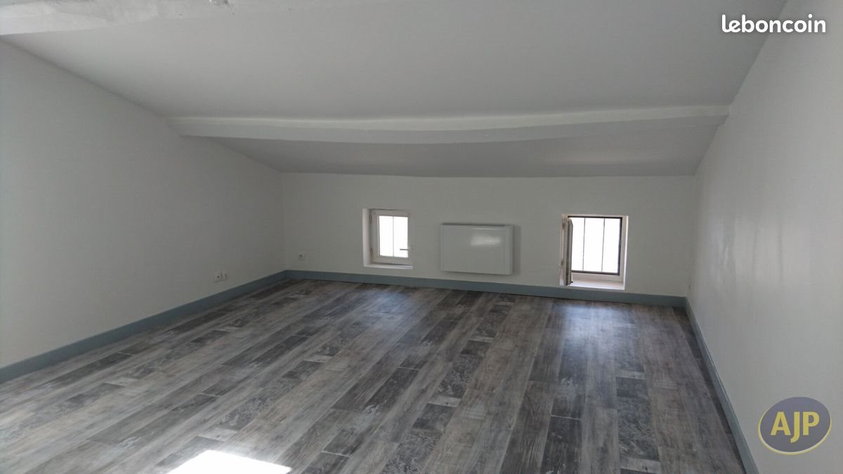 Appartement à louer, 40m², Pons