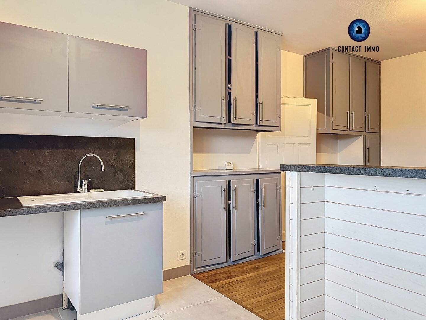 Maison à louer, 95m², Sainte-Féréole