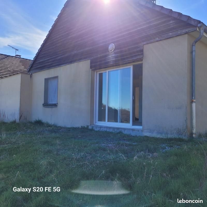 Maison à louer, 80m², Saint-Bonnet-près-Bort
