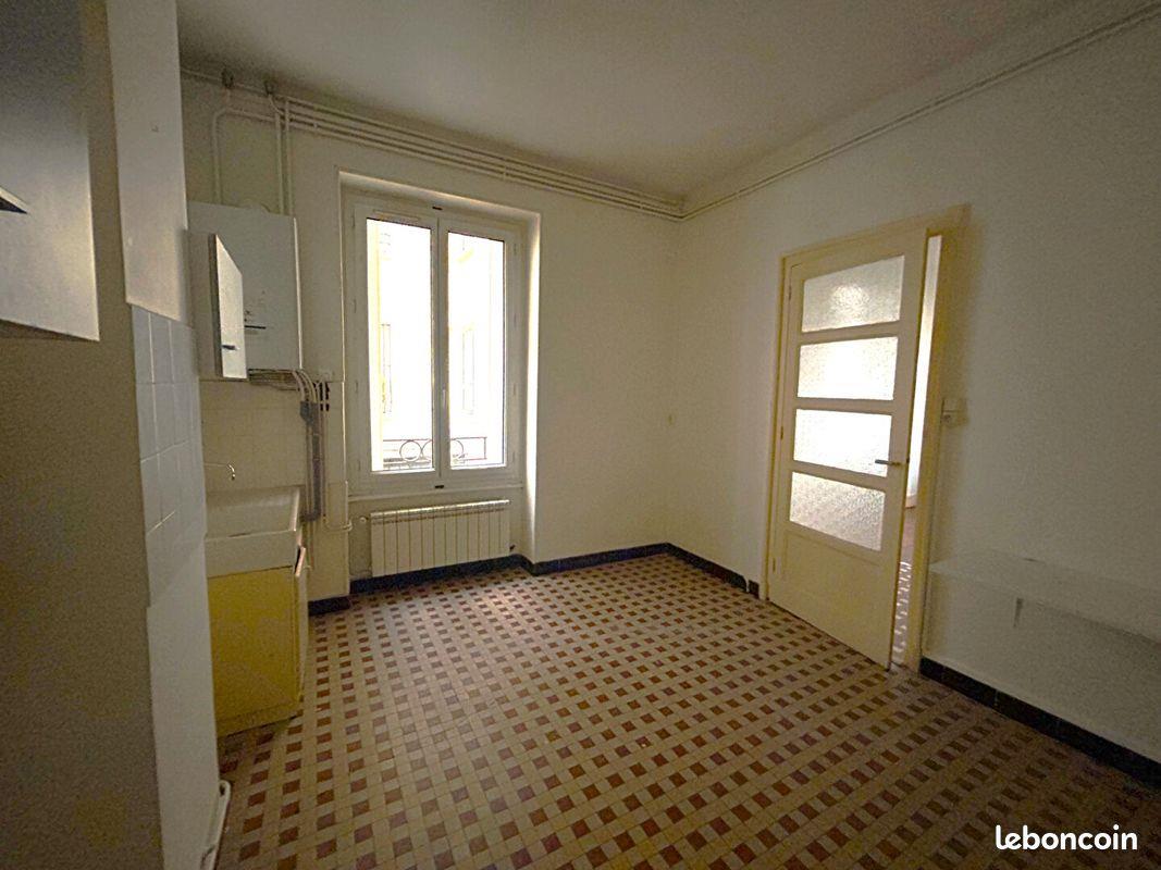 Maison à louer, 69m², Lyon 8ème