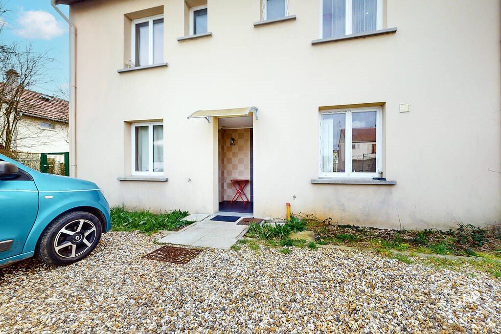 Maison à vendre, 70m², La Ville-du-Bois