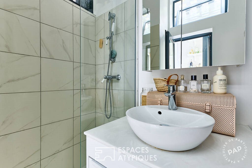 Appartement à louer, 18m², Paris 18ème