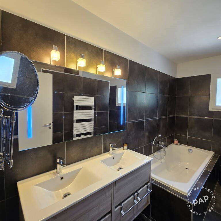 Maison à louer, 150m², Mérindol