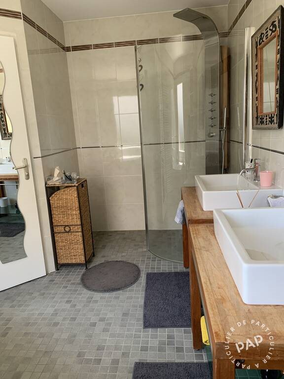 Maison à louer, 175m², Montanay