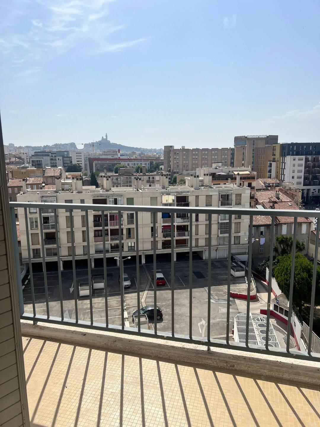 Appartement à louer, 80m², Marseille 5ème