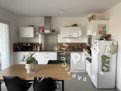 Appartement à louer, 64m², Elven