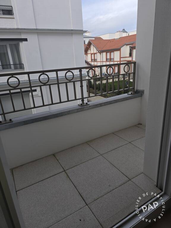Appartement à louer, 42m², Serris
