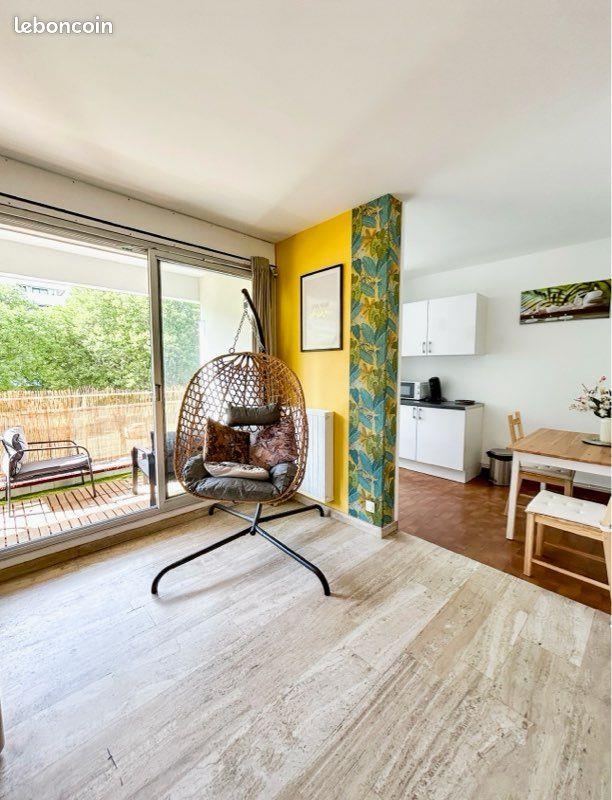 Appartement à louer, 33m², Marseille 8ème