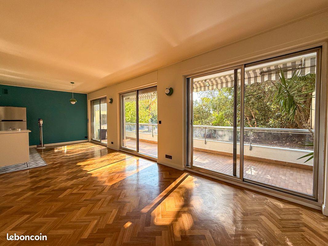 Appartement à vendre, 70m², Marseille 8ème