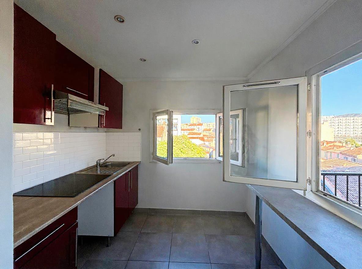 Appartement à louer, 36m², Marseille 5ème