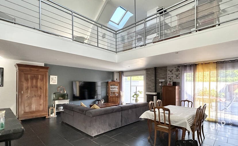 Maison à louer, 170m², Pazayac