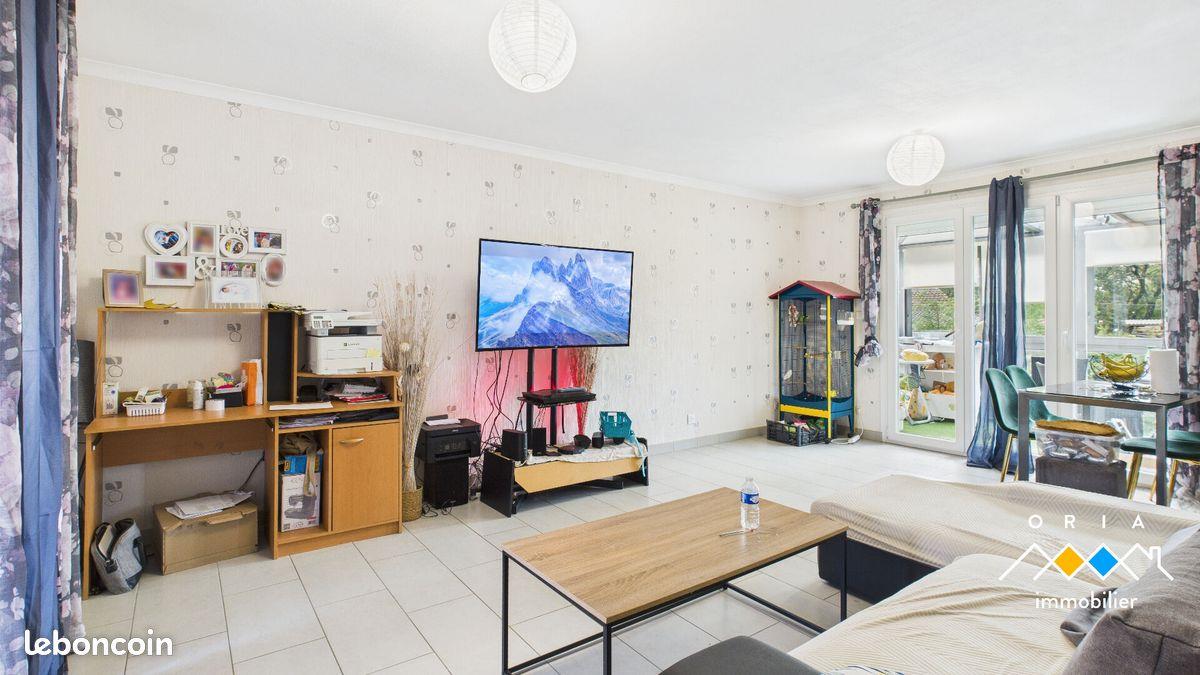 Maison à louer, 87m², Mazerulles