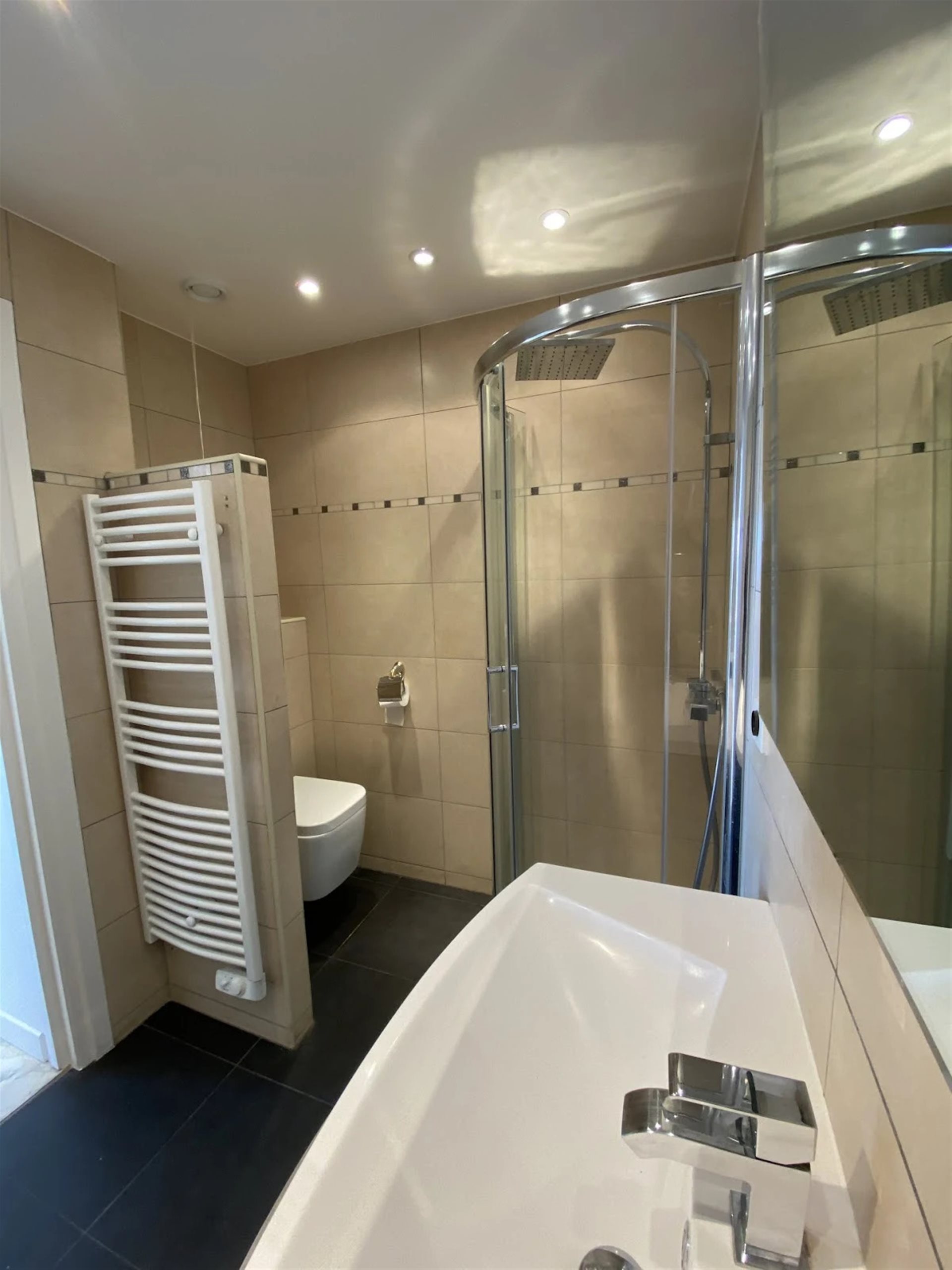 Appartement à louer, 64m², Nice