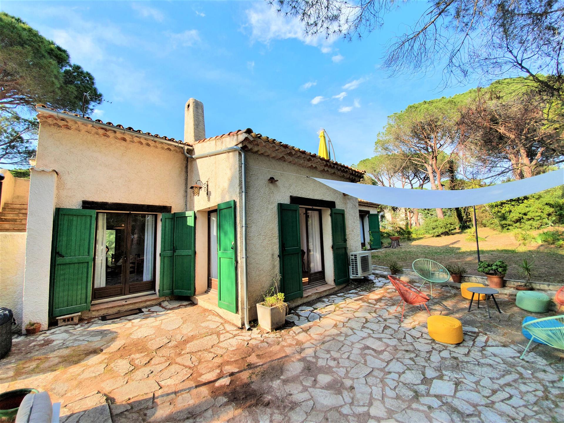 Maison à louer, 170m², Puget-sur-Argens