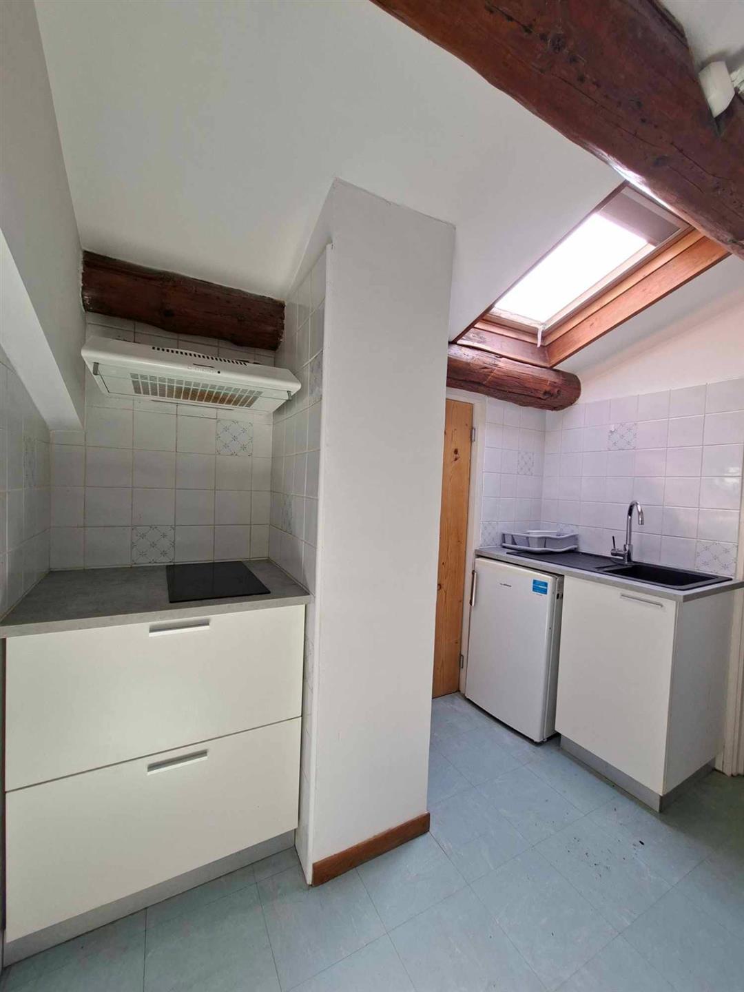 Appartement à louer, 16m², Nîmes