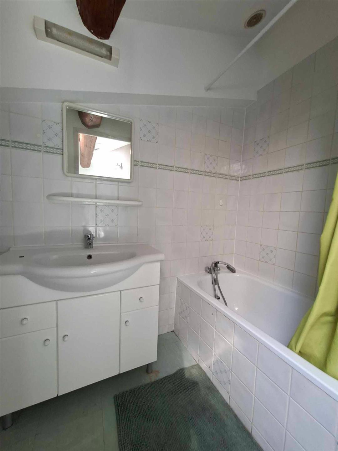 Appartement à louer, 16m², Nîmes