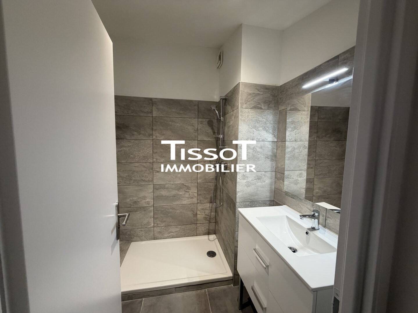 Appartement à louer, 50m², Nîmes