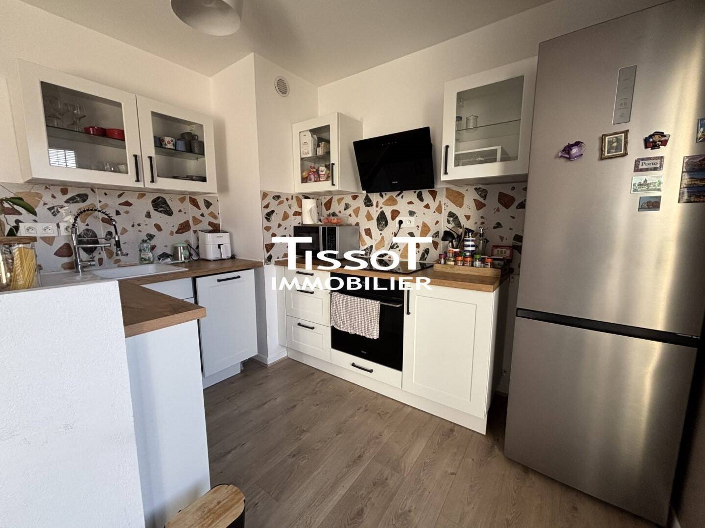 Appartement à louer, 47m², Nîmes