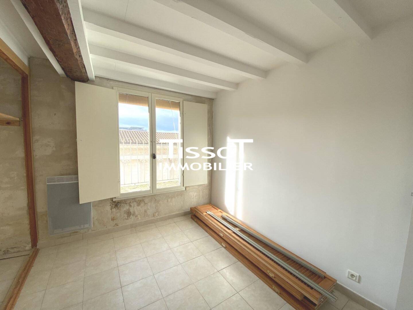 Appartement à louer, 33m², Nîmes