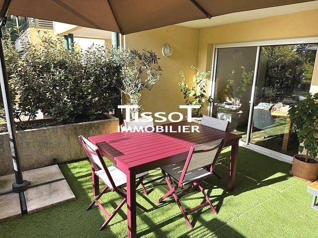 Appartement à vendre, 77m², Nîmes