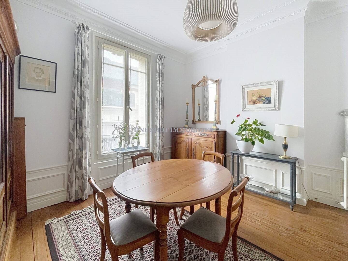 Appartement à vendre, 127m², Orléans