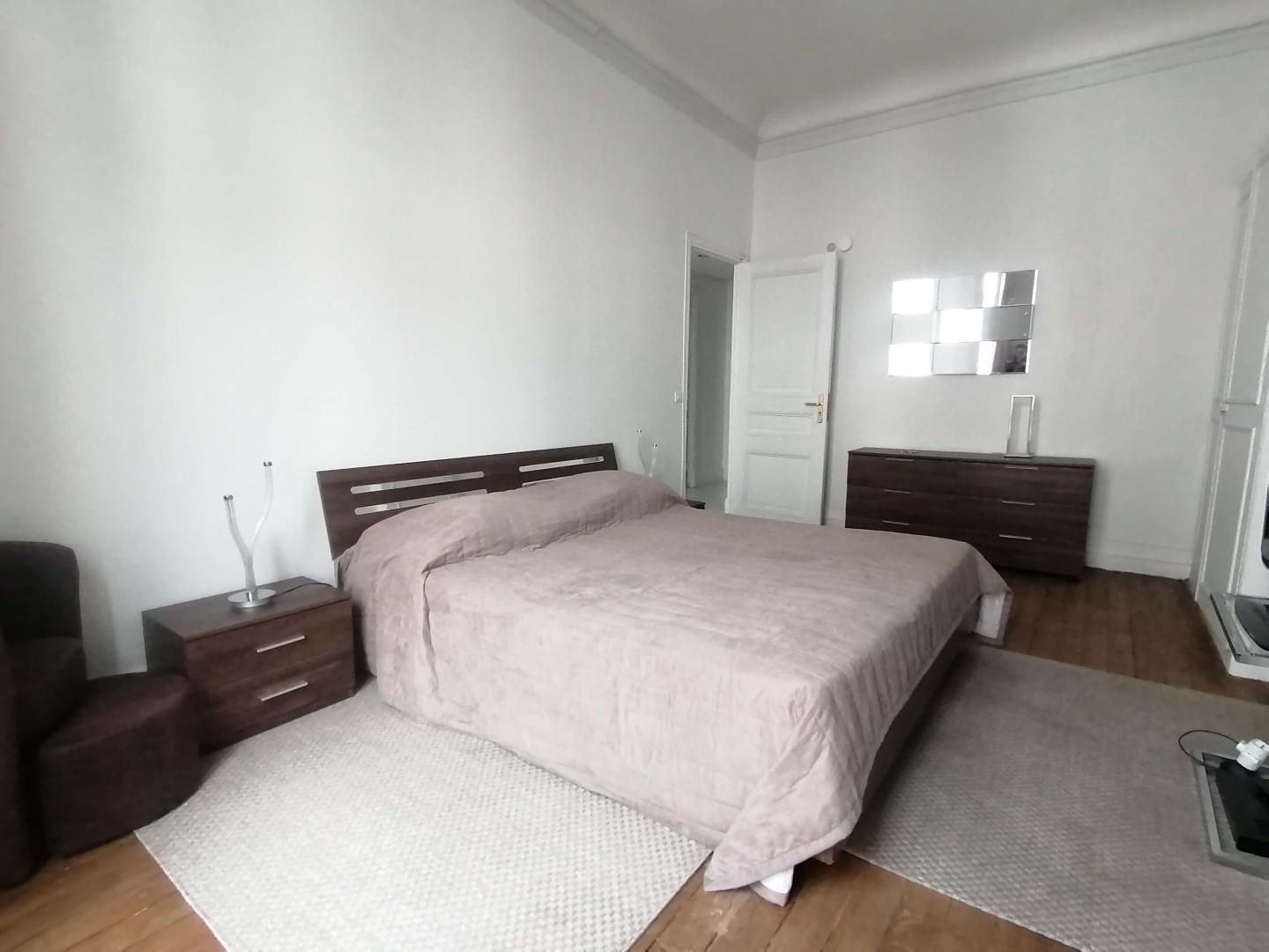 Appartement à louer, 150m², Paris 17ème