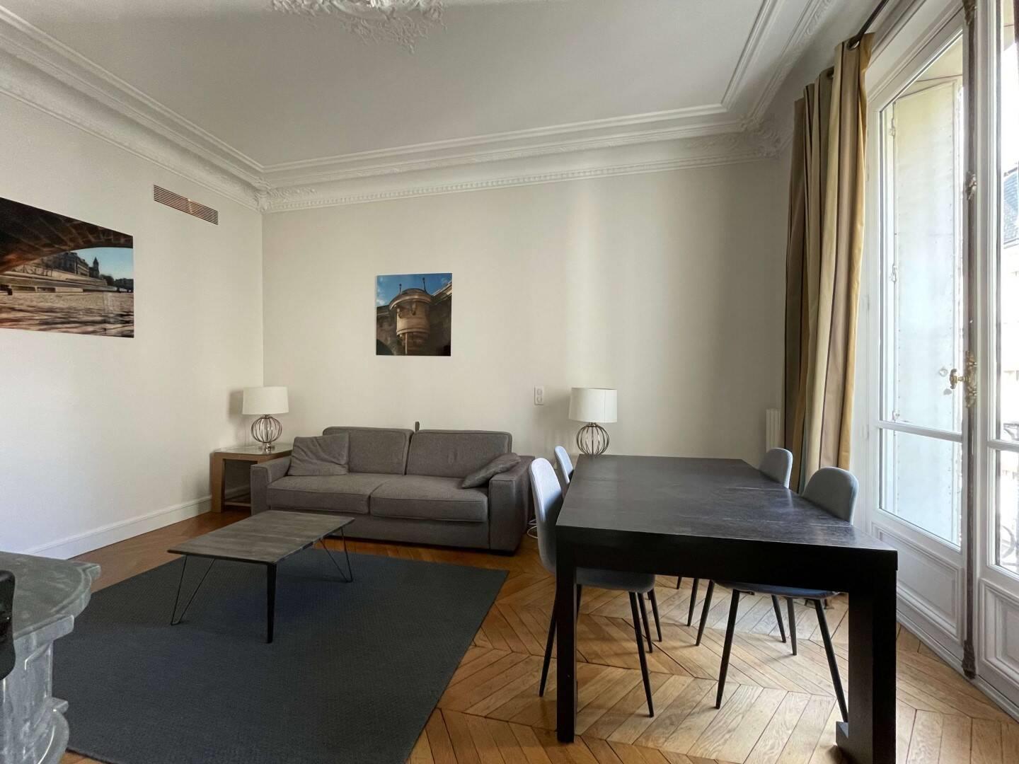 Appartement à louer, 50m², Paris 8ème