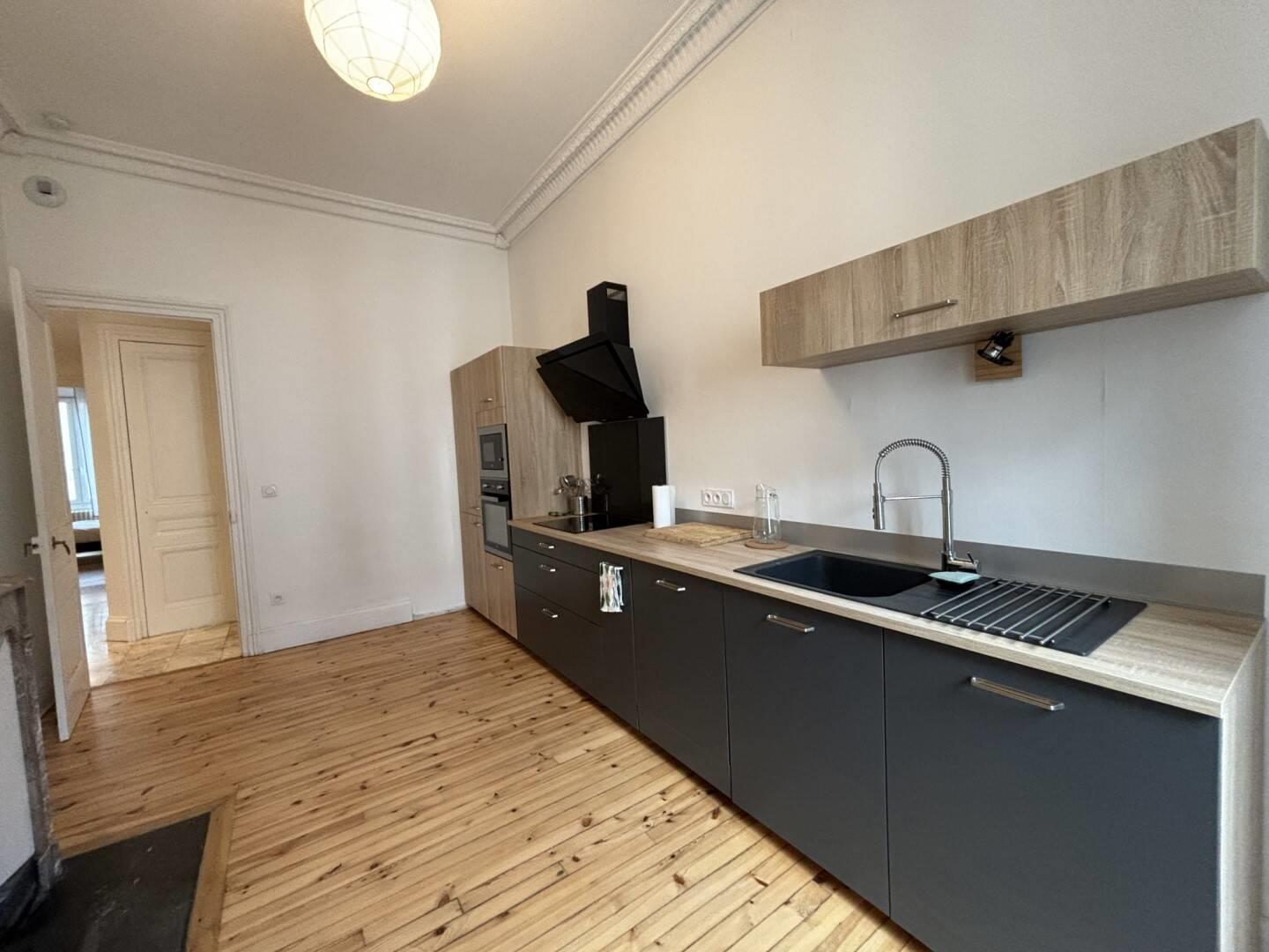 Appartement à louer, 104m², Saint-Etienne
