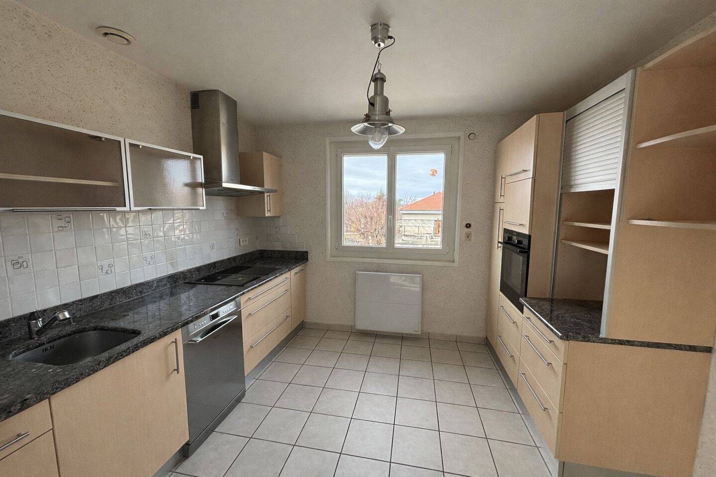 Maison à louer, 142m², Saint-Etienne