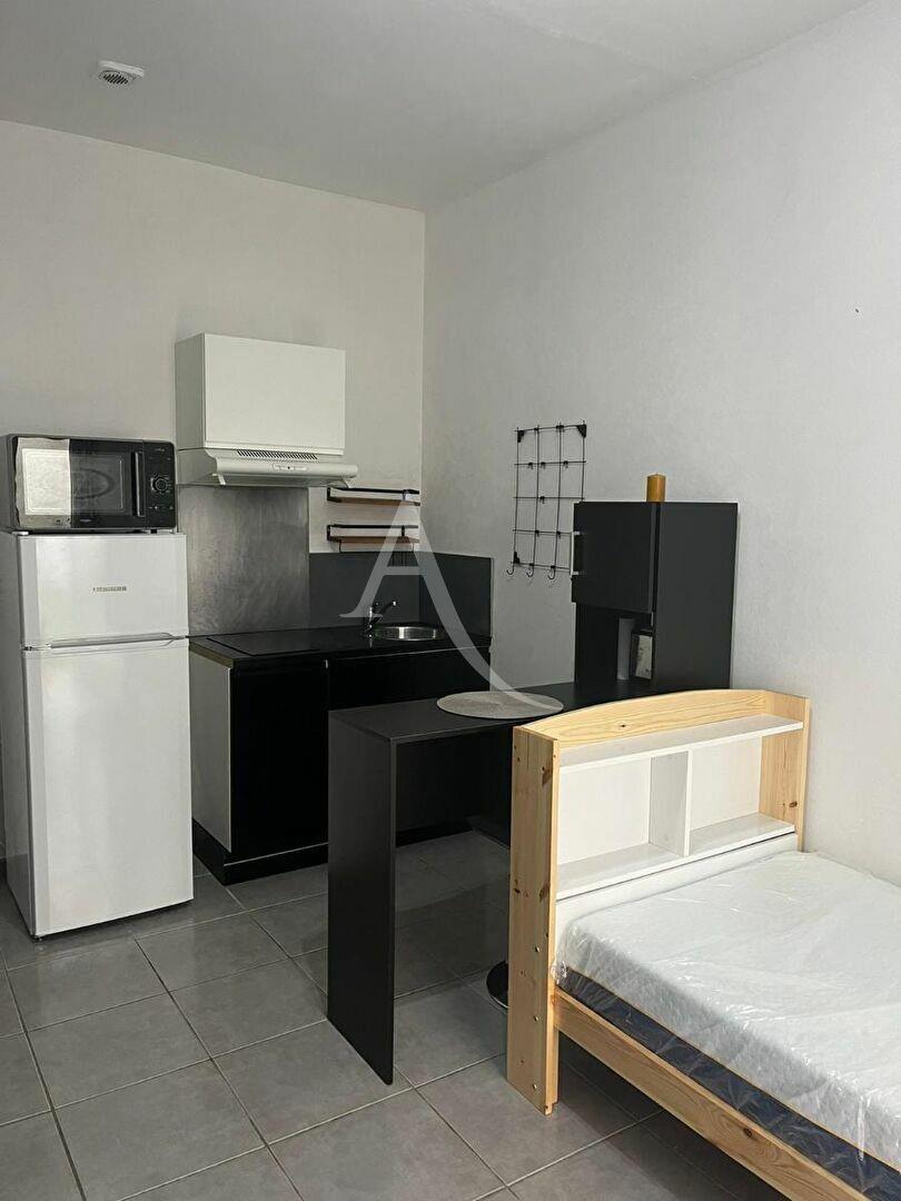 Appartement à louer, 18m², Nantes