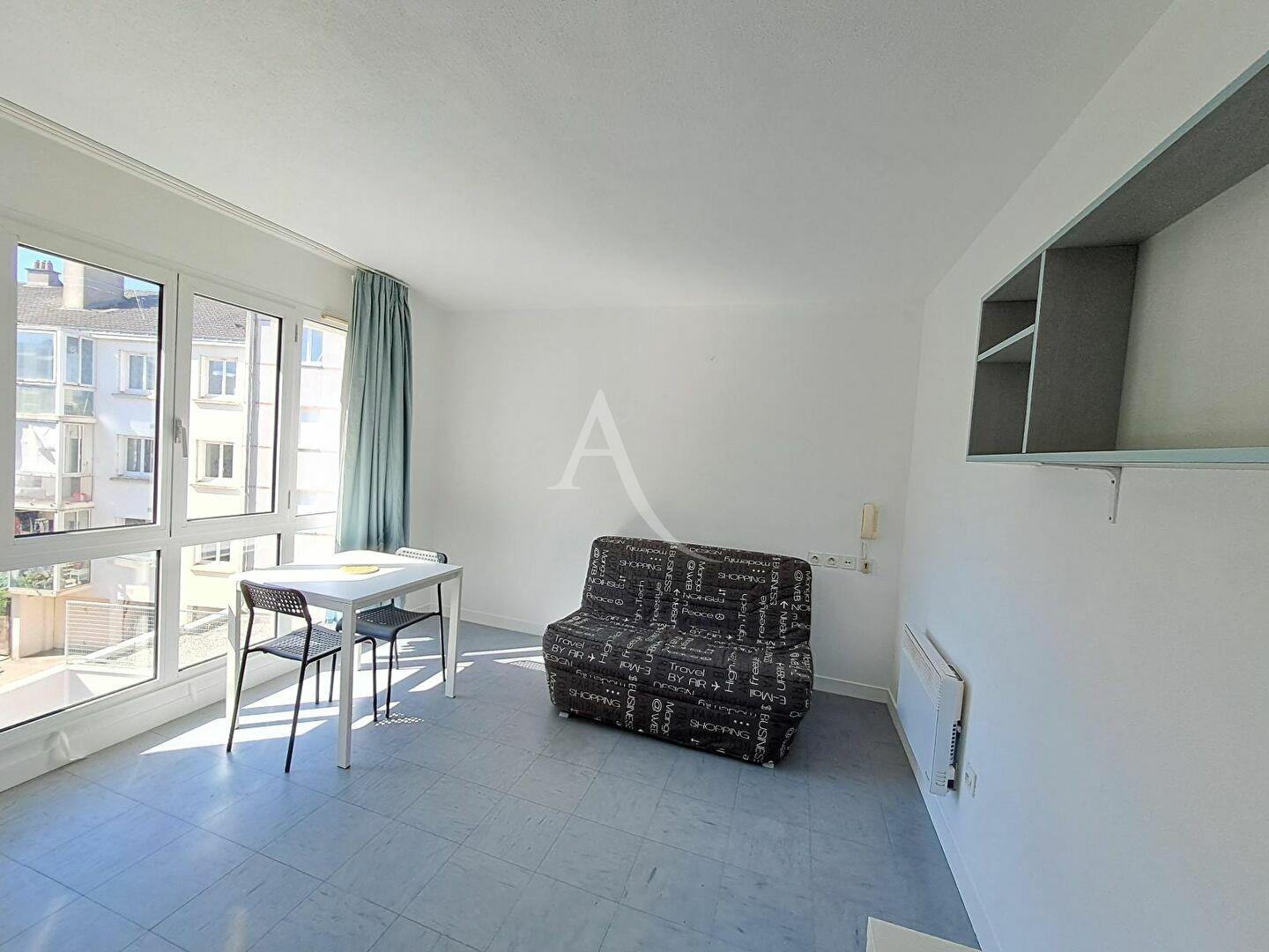 Appartement à louer, 18m², Nantes