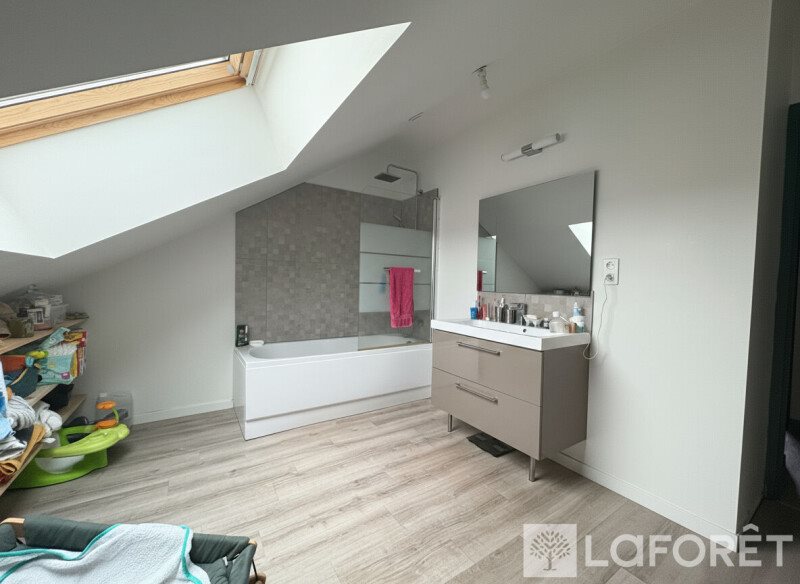 Maison à vendre, 92m², Juniville