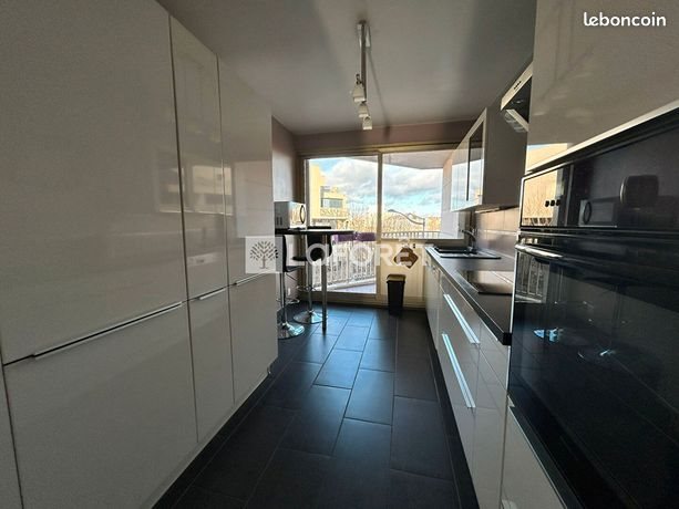 Appartement à louer, 77m², Reims